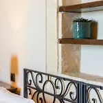 Relais Torre Marabino Εξοχικό σπίτι *