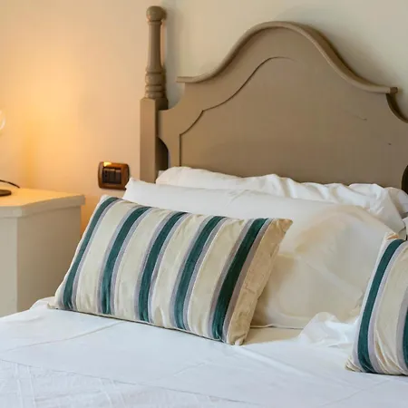 בית כפרי Relais Torre Marabino