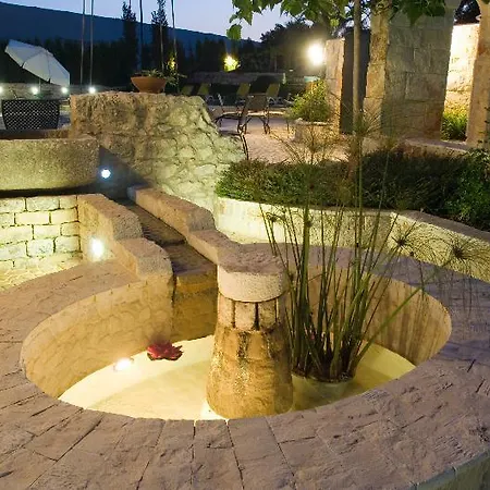 בית כפרי Relais Torre Marabino איספיקה