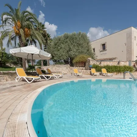 בית כפרי Relais Torre Marabino איספיקה