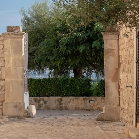 Relais Torre Marabino Landhaus